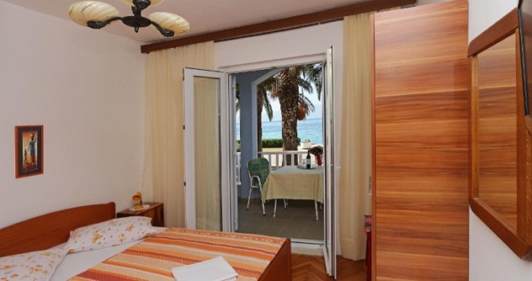Apartments And Rooms Tomo 1 - At The Beach ซาโอสโตรก ภายนอก รูปภาพ